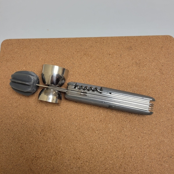 Bar "10"-der 10 in 1 Cocktail/Bar Tool - Picture 1 of 8